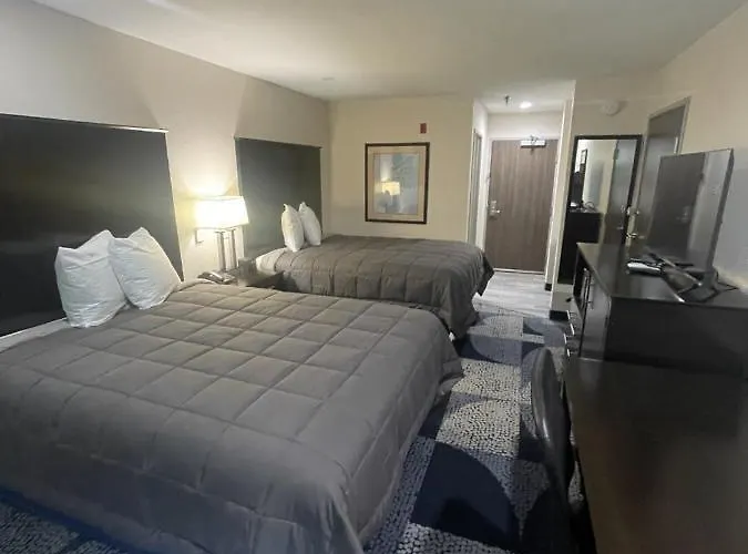 Fairway Inn
